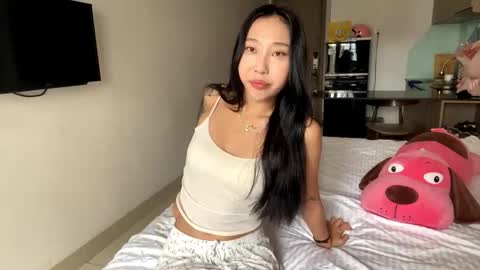 Lizz online show from November 18, 2025, 2:17 am