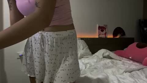 Lizz online show from November 23, 2025, 12:49 pm