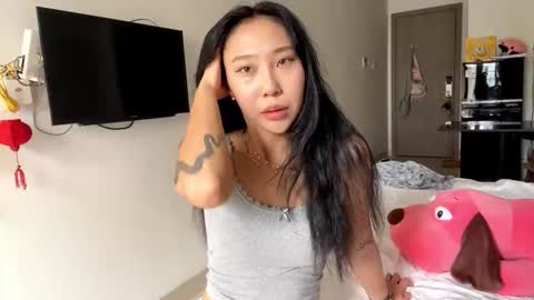 Lizz online show from November 26, 2025, 3:07 am