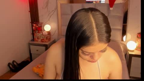 lizeth_salazar online show from December 18, 2025, 11:27 am