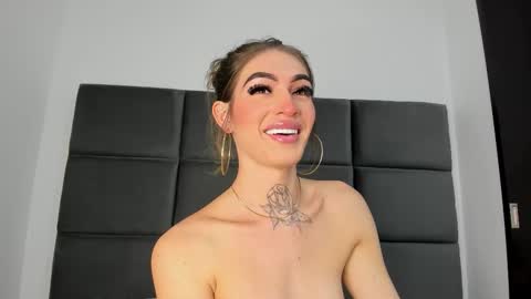 lizz_luna online show from November 6, 2025, 5:58 pm