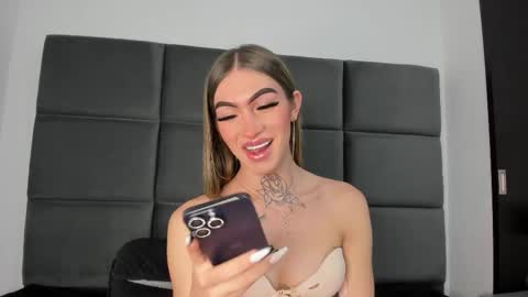 lizz_luna online show from November 13, 2025, 7:02 pm