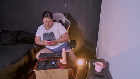 Snapshot of lizz_milf chatting on September 18, 2025, 6:54 pm lizz_milf online show from September 18, 2025, 6:54 pm
