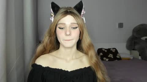 lizza_a online show from April 9, 2026, 5:18 pm