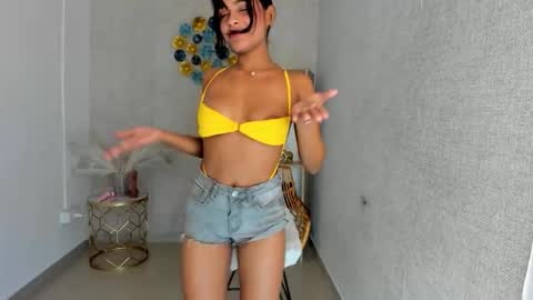 Lizza  online show from February 3, 2026, 12:21 pm