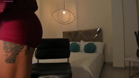 Lizzi  online show from October 18, 2025, 10:32 pm