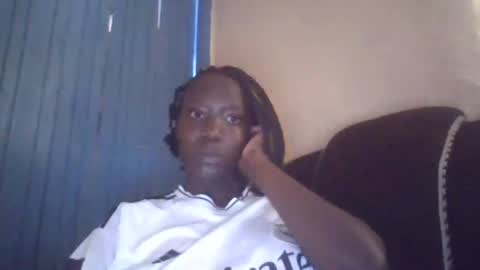 Snapshot of lizzie2020 chatting on June 25, 2026, 7:57 am lizzie2020 online show from June 25, 2026, 7:57 am