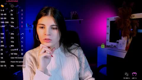 lizzie_boom online show from October 4, 2025, 8:34 am