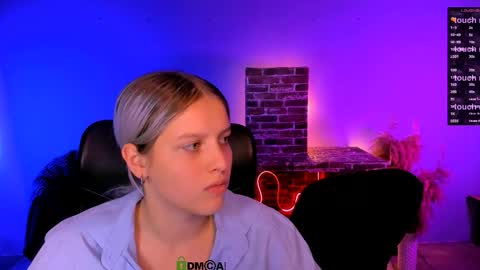 lizzie_boom online show from December 17, 2025, 8:59 pm