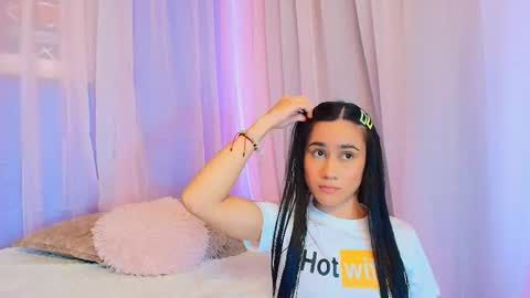 lizzy_kane online show from February 21, 2026, 8:10 pm