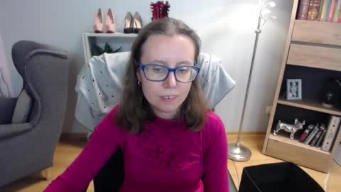 Lizzy online show from October 22, 2025, 4:24 am