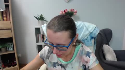 Lizzy online show from July 2, 2026, 4:29 am