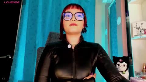 Snapshot of lizzyroses chatting on February 10, 2026, 7:18 pm Elizabeth but call me Lizz online show from February 10, 2026, 7:18 pm