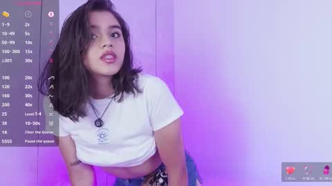 lizzywindsor online show from December 17, 2025, 9:21 pm