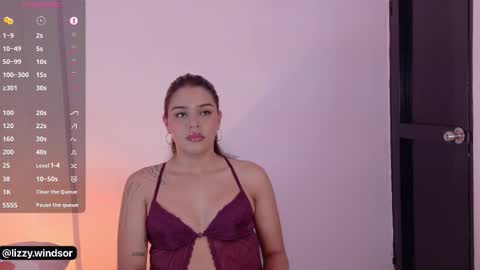 lizzywindsor online show from February 11, 2026, 12:10 pm