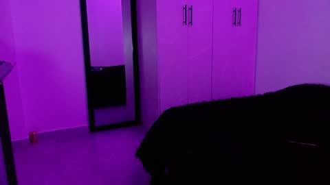 lliamm 2 online show from April 9, 2026, 5:29 am