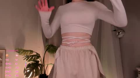 Arina online show from October 12, 2025, 7:29 am