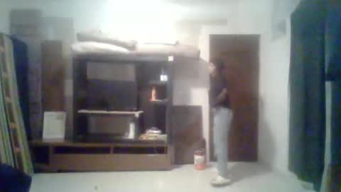 lmia72311 online show from November 23, 2025, 8:25 am