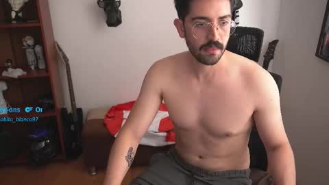 Lobito blanco Thefckingwolf main account online show from October 31, 2025, 5:03 pm