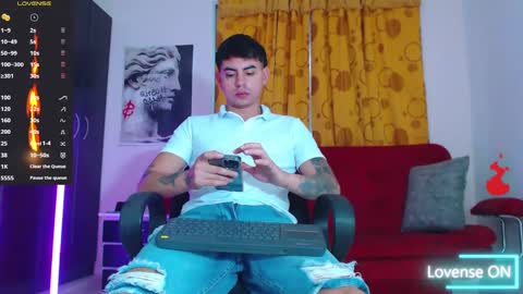 Snapshot of lobito_xxxl chatting on September 19, 2025, 9:37 pm lobito_xxxl online show from September 19, 2025, 9:37 pm