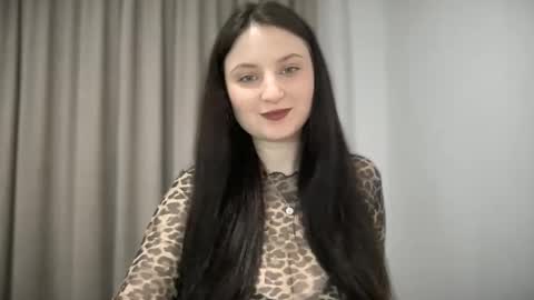 locaalis1 online show from March 5, 2025, 10:10 pm