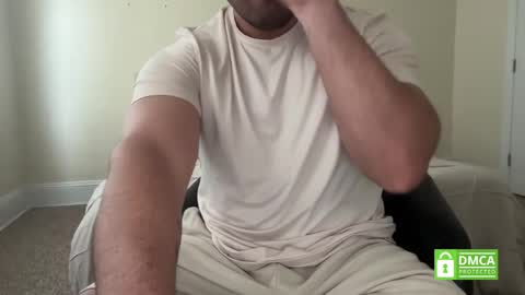 lockdownlove online show from November 3, 2025, 2:18 pm