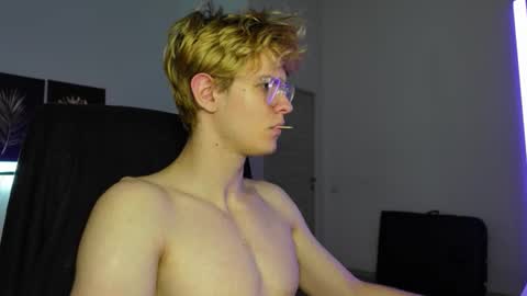 LOGAN FRASER online show from October 16, 2025, 2:29 pm