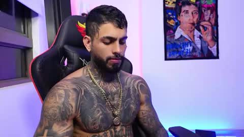 logan_hugh8 online show from November 15, 2025, 3:48 am