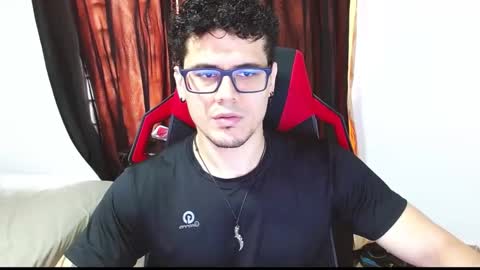 Loganandrwz online show from February 2, 2026, 7:23 pm