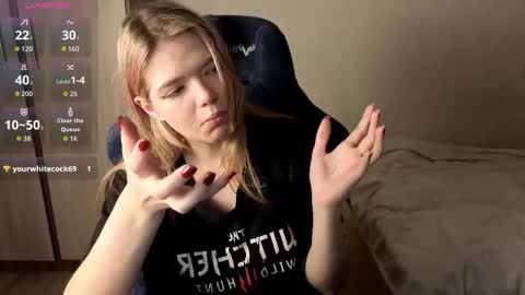 Snapshot of logandrive chatting on October 30, 2025, 1:23 pm Logan and Katana online show from October 30, 2025, 1:23 pm