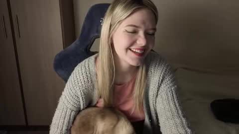 Snapshot of logandrive chatting on February 6, 2026, 1:36 pm Logan and Katana online show from February 6, 2026, 1:36 pm