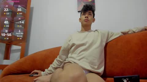 Snapshot of logantwink18 chatting on October 16, 2025, 11:11 am logantwink18 online show from October 16, 2025, 11:11 am