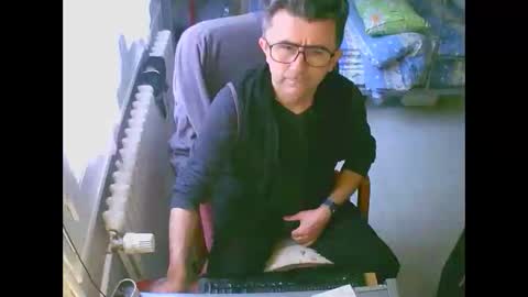 lokoum39 online show from March 15, 2026, 4:24 pm