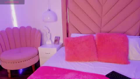 Snapshot of lola__26 chatting on June 10, 2026, 3:07 am Lola online show from June 10, 2026, 3:07 am