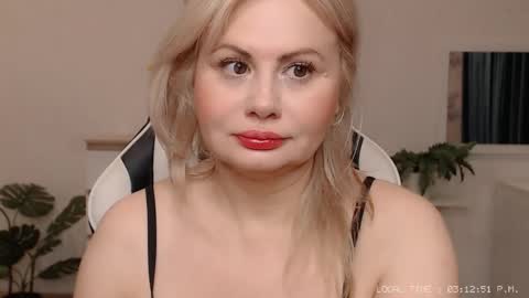 Snapshot of lola_anderson chatting on October 7, 2025, 10:12 am Lola online show from October 7, 2025, 10:12 am