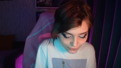 lola online show from January 8, 2025, 2:14 am