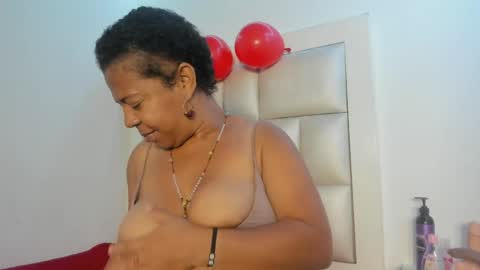 lola_js online show from June 2, 2026, 12:18 pm