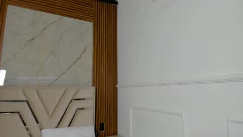 Lola Angel online show from October 4, 2025, 8:29 pm