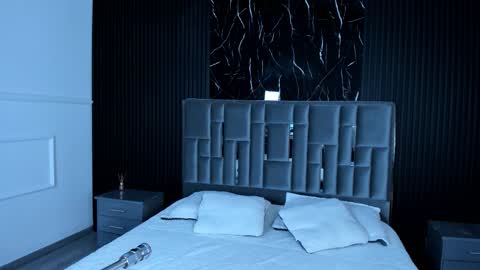 Lola Angel online show from October 7, 2025, 8:17 pm