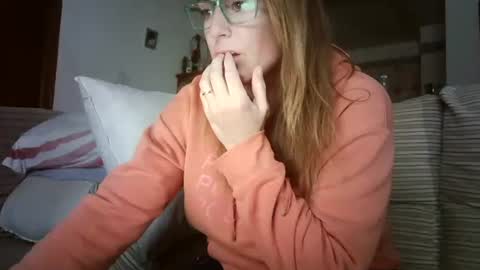 LOLA HUESO y ERIC online show from November 23, 2025, 3:12 pm