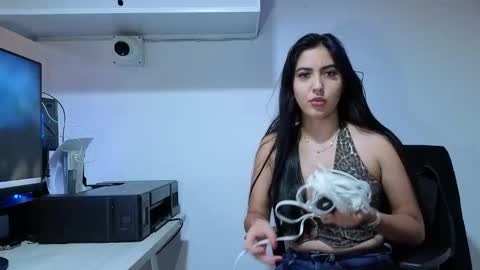 Snapshot of lolalola_12 chatting on October 14, 2025, 12:00 am lolalola_12 online show from October 14, 2025, 12:00 am