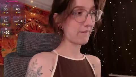 Snapshot of lolami_ chatting on June 13, 2026, 8:45 am lolami_ online show from June 13, 2026, 8:45 am