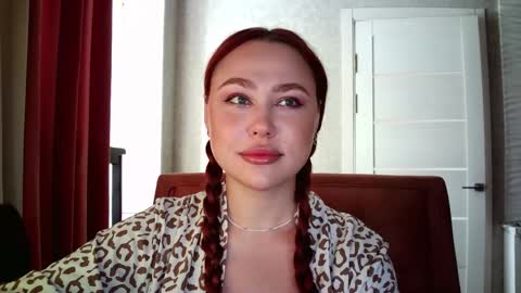 Lola online show from September 18, 2025, 10:28 am