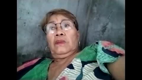 tey online show from October 9, 2025, 3:15 am