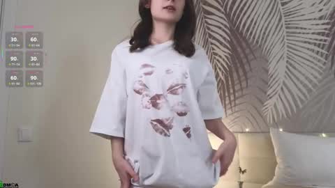 Lola online show from October 2, 2025, 1:56 am