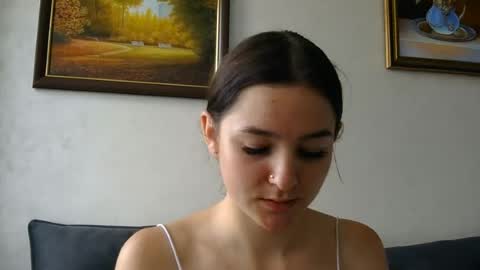 lole_di online show from July 14, 2026, 12:22 pm