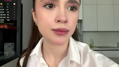 Snapshot of lole_huston chatting on June 6, 2026, 12:10 pm Ann online show from June 6, 2026, 12:10 pm