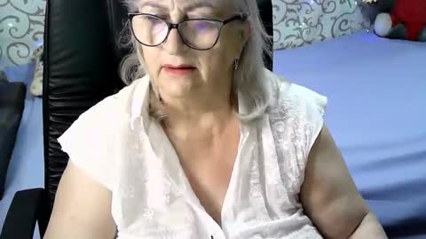 Snapshot of lolkaalyss chatting on January 14, 2025, 7:00 pm LolkaAlyss online show from January 14, 2025, 7:00 pm