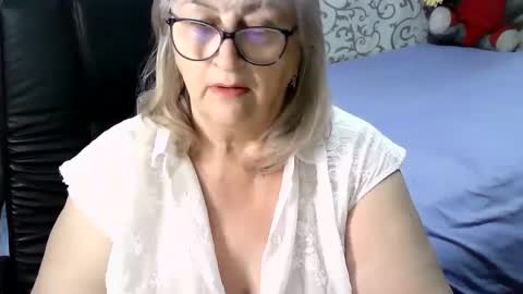 Snapshot of lolkaalyss chatting on January 23, 2025, 5:24 am LolkaAlyss online show from January 23, 2025, 5:24 am