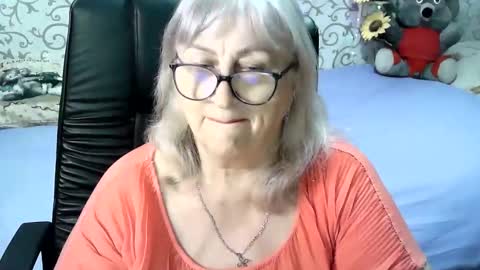 Snapshot of lolkaalyss chatting on January 27, 2025, 7:46 pm LolkaAlyss online show from January 27, 2025, 7:46 pm